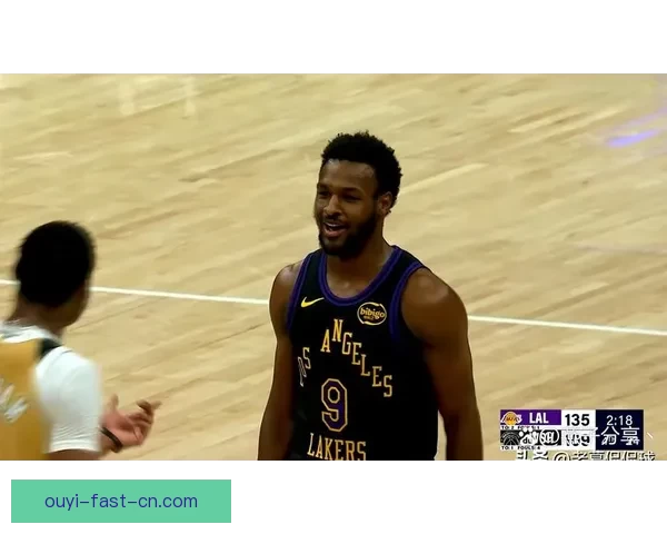 布朗尼连续背靠背胜利南湾湖人13战全胜雷迪克高度评价他努力拼搏 布朗尼连续背靠背胜利南湾湖人13战全胜雷迪克高度评价他努力拼搏